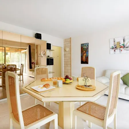 Сasa de vacaciones Le Volta 1-bedroom With Ac