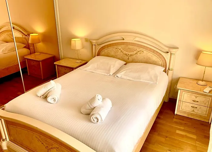 Ferienhaus Le Volta 1-bedroom With Ac Cannes